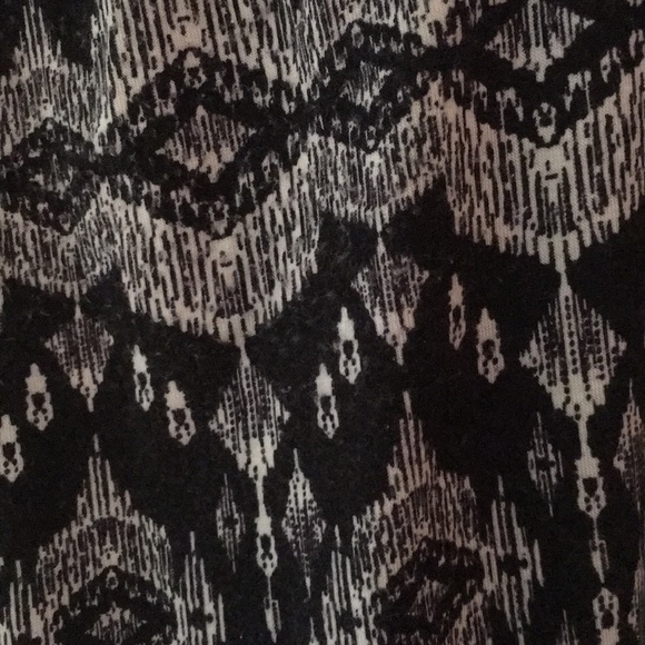 Maurice’s Leggings - Picture 3 of 5